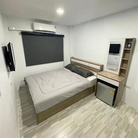 Garden Beach Sea View Patong Exterior photo